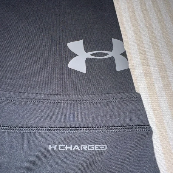 Under Armour Leggings - Picture 2 of 9